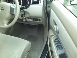 Nissan TIIDA LATIO 15S picture