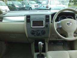 Nissan TIIDA LATIO 15S picture
