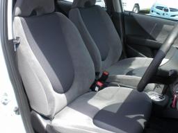 Honda Fit 1.3A picture