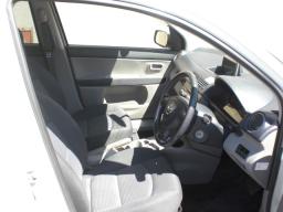 Mazda DEMIO Casual 4WD picture