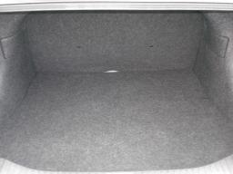 Nissan TIIDA LATIO 15S picture