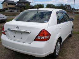 Nissan TIIDA LATIO 15S picture
