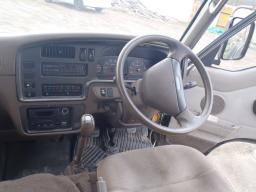 Nissan CARAVAN LARGE VAN picture