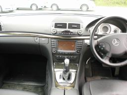 Mercedes-Benz E350 AVANTGARDE picture