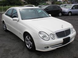 Mercedes-Benz E350 AVANTGARDE picture