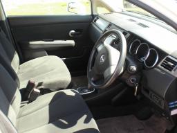 Nissan TIIDA LATIO 15S picture