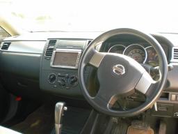 Nissan TIIDA LATIO 15S picture