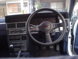 Nissan SKYLINE 2.0 GT picture