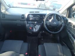 Toyota WISH 1.8X S Package picture