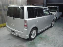 Toyota bB Z X VERSION picture