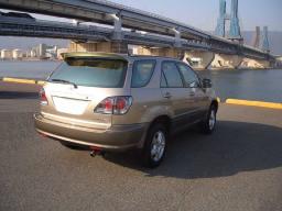 Toyota Harrier IR Version picture
