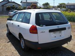 Nissan AD Van DX picture