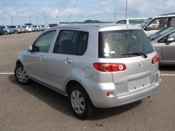 Mazda DEMIO CASUAL picture