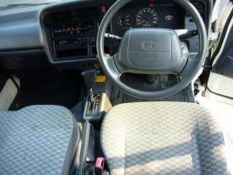 Toyota HIACE DX picture