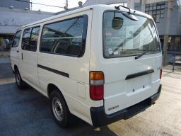 Toyota HIACE DX picture