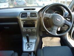 Subaru Impreza Wagon 15i picture