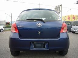 Toyota Vitz 1.0F picture