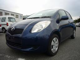 Toyota Vitz 1.0F picture