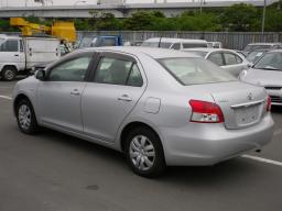 Toyota Belta 2 picture