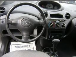 Toyota Echo Base picture
