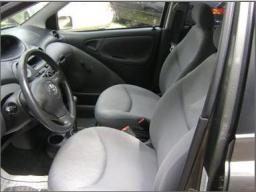 Toyota Echo Base picture