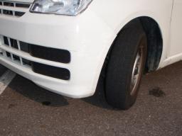 Daihatsu Mira A picture