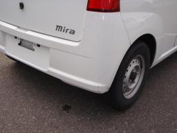 Daihatsu Mira A picture