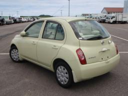 Nissan March 12C picture