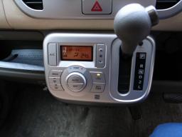 Nissan MOCO E picture