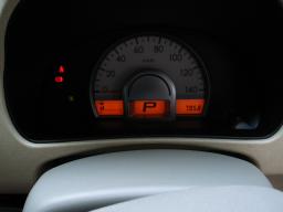 Nissan MOCO E picture