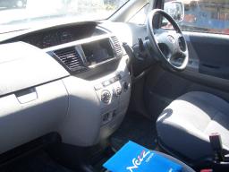 Toyota VOXY X - L  Edition picture