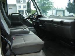 Isuzu NPR BOX TRUCK picture