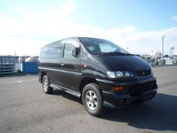 Mitsubishi DELICA SPACE GEAR 3.0 AERO picture