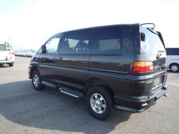 Mitsubishi DELICA SPACE GEAR 3.0 AERO picture