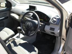 Mazda DEMIO Casual 4WD picture