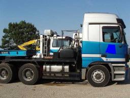 Mercedes-Benz ACTROS 2643 LS 6x4 Tractor Trailer Head picture