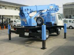 Isuzu Elf MANLIFTS picture