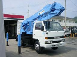 Isuzu Elf MANLIFTS picture