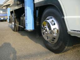 Isuzu Elf MANLIFTS picture