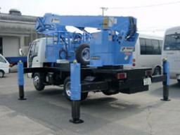 Isuzu Elf MANLIFTS picture