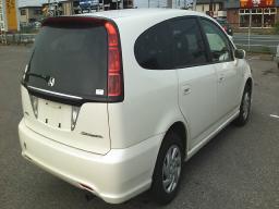 Honda Stream S 4WD picture