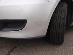 Mazda Axela Sports 15F picture