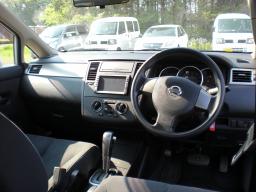 Nissan TIIDA LATIO 15S picture