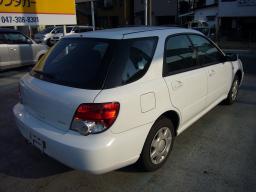 Subaru Impreza Wagon 15i picture