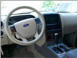 Ford Explorer Eddie Bauer picture