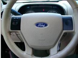 Ford Explorer Eddie Bauer picture