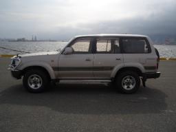 Toyota Landcruiser VX Limited picture