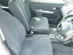 Nissan TIIDA 15S picture