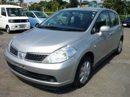 Nissan TIIDA 15S picture