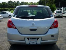Nissan TIIDA 15S picture